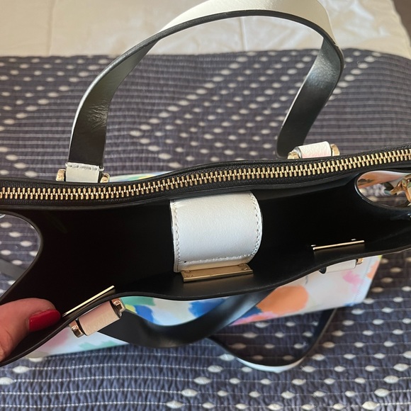 RARE kate spade ♠️ Handbag. Arbor hill printed. Like new! - Picture 2 of 8